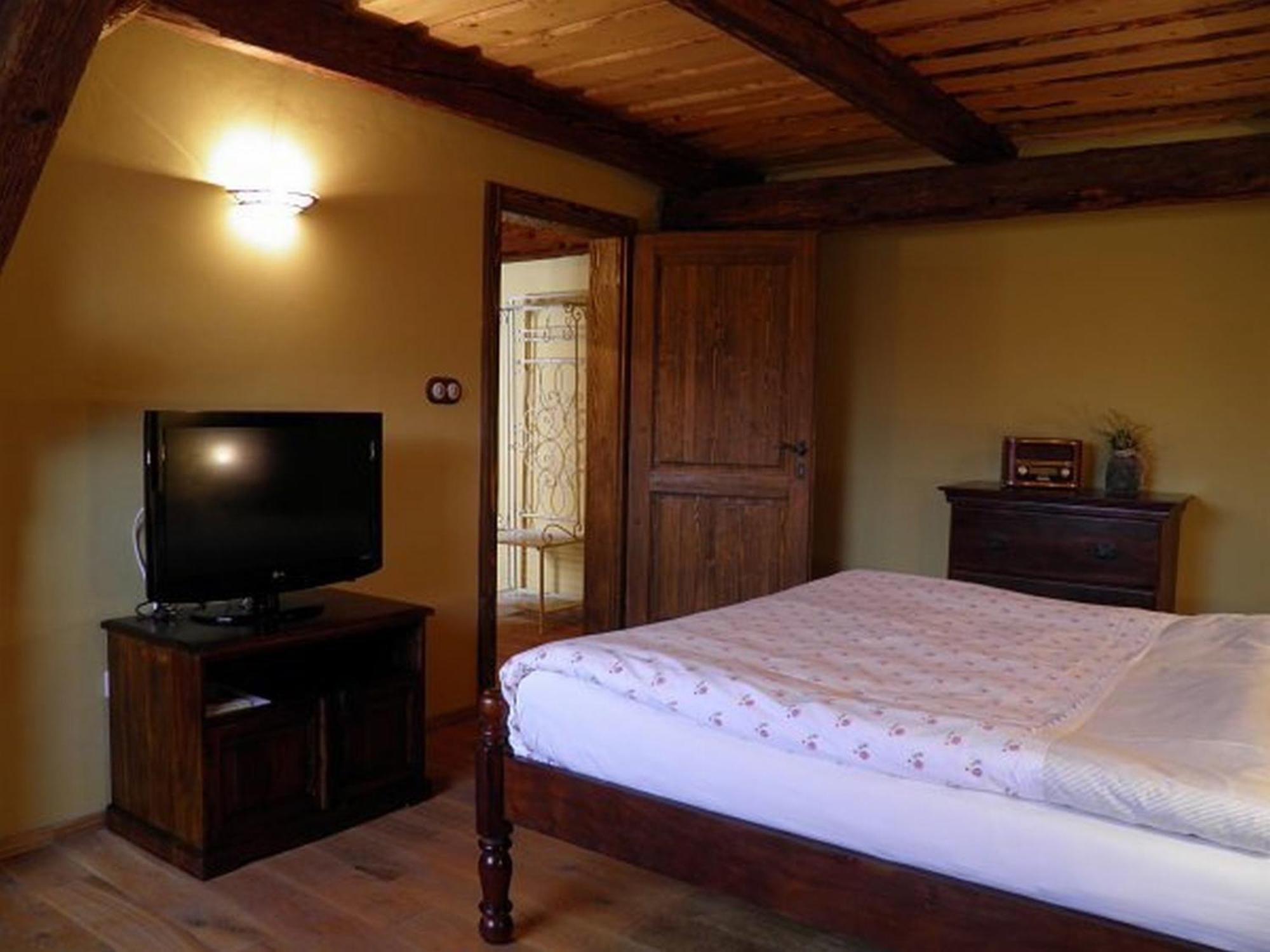 Dvur Olsiny -Hotel And Horse-Riding Karviná Room photo